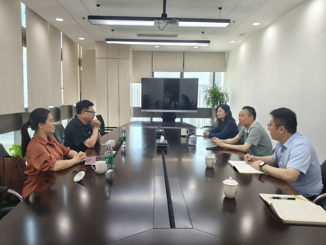 浙江淮安商会来访经发集团